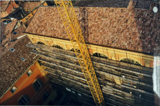 Vista del cantiere su una facciata Palazzo Arcivescovile di Bologna